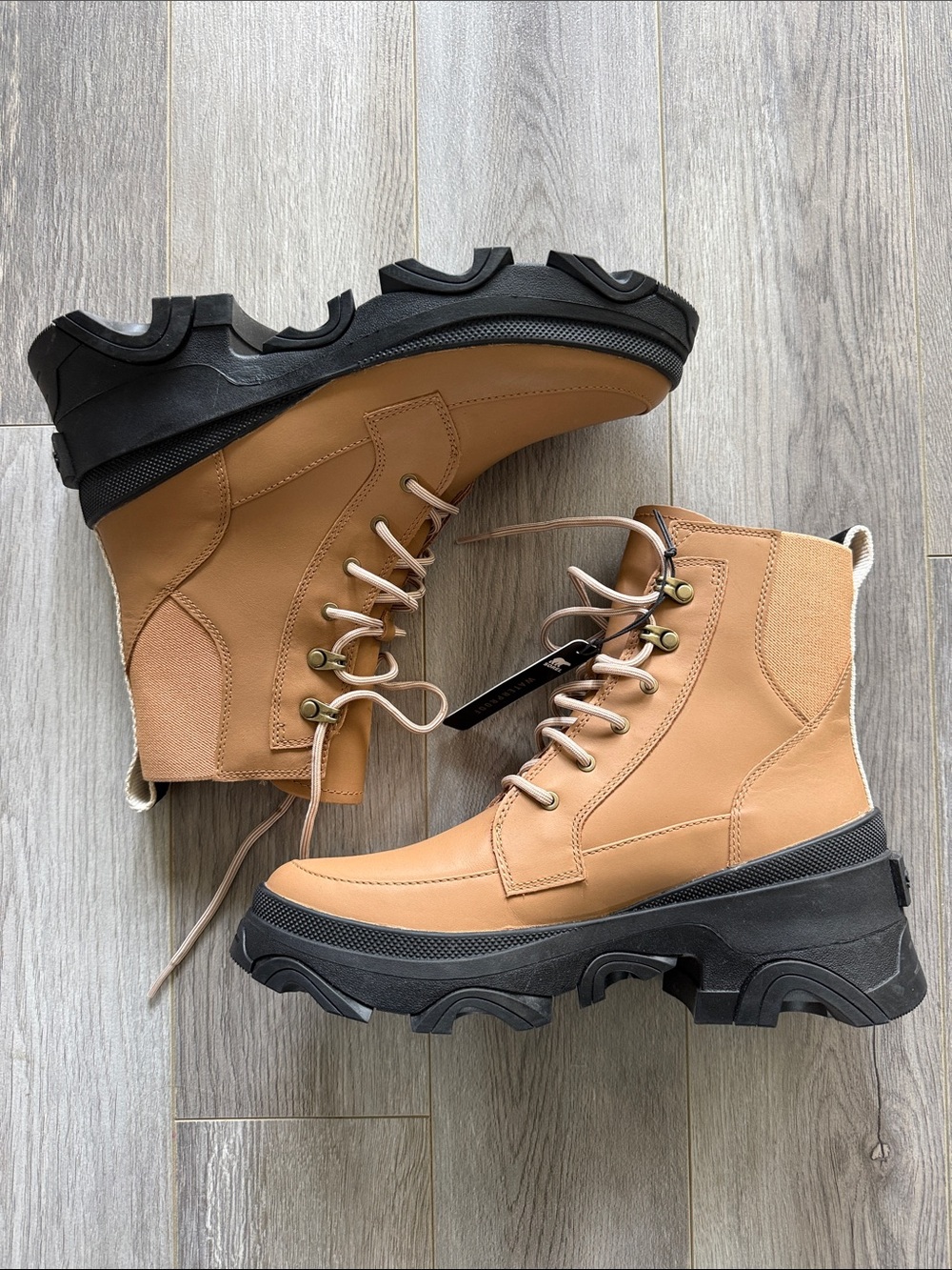 ✨NWT✨Sorel Women's Brex Boot Lace, Size 9 - Picture 1 of 9